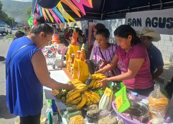 Acercan frutos del campo al consumidor en El Progreso