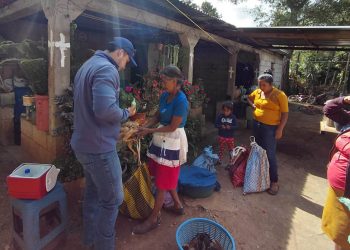 Avicultores rurales de Jalapa capacitados en medidas de bioseguridad y control sanitario
