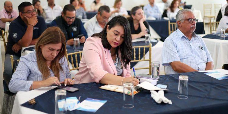 Capacitan a personal de la Inspección General de Trabajo