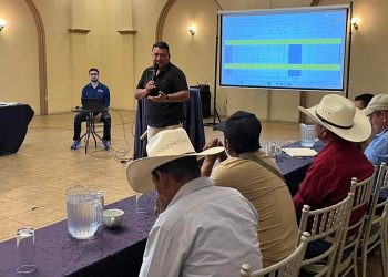 Capacitan a nuevos observadores climáticos en el manejo e interpretación de datos pluviométricos