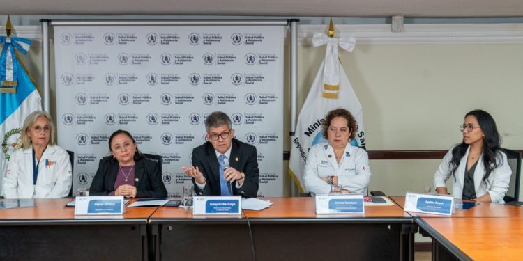 Avances en la atención integral del cáncer en el Hospital Roosevelt