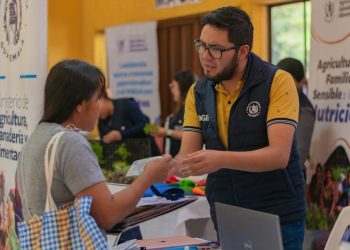Mintrab participa en ExpoCap San Juan Sacatepéquez