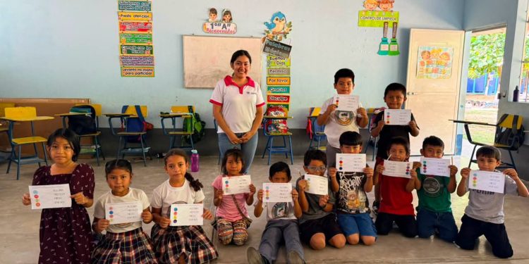 Servicios de salud mental fortalece el bienestar emocional de estudiantes en Sayaxché, Petén