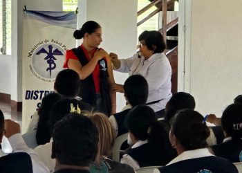 Equipos multidisciplinarios de Escuintla actualizan conocimientos para prevenir el sarampión