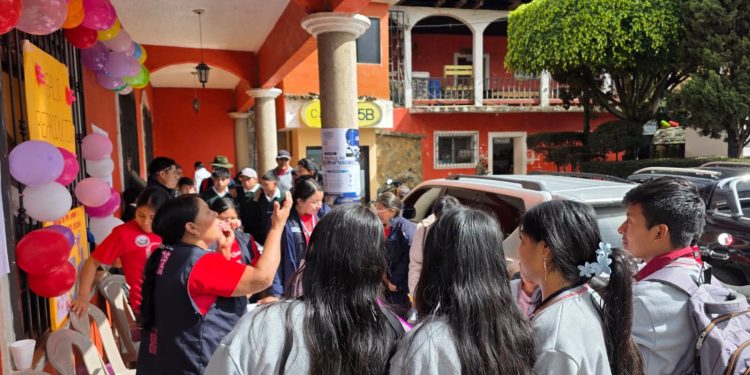 Juventud de San Juan Cotzal participa en jornada para el cuidado de la salud y proyecto de vida