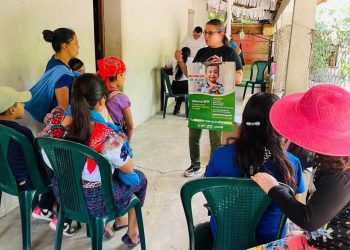 Salud, nutrición y vacunación contra el sarampión llegan a la población de Camalmapa, Baja Verapaz