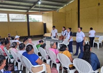 Comadronas peteneras amplían conocimientos sobre maternidad segura