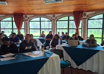 En la región Ixil se fortalecen conocimientos del personal de salud en prevención, vigilancia y atención por gusano barrenador  