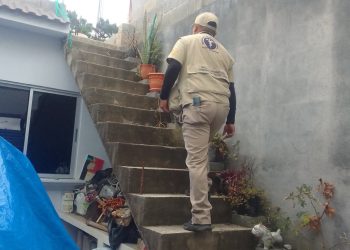 Colocación de larvicida y vigilancia contra el dengue se desarrolla en comunidades de Mixco
