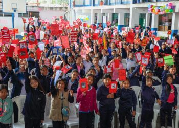 Más de 800 niñas participan en Feria Informativa