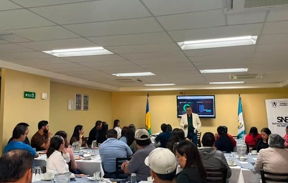 Mintrab realiza Foro Empresarial en Baja Verapaz