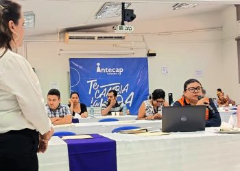 Mintrab e INTECAP realizan Foro Empresarial en Chiquimula