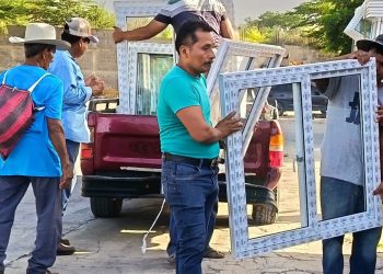 Familias de Jocotán reciben materiales para construir un hogar digno