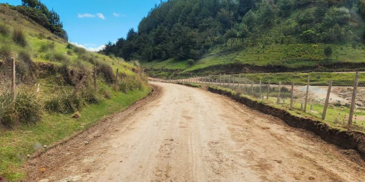 Habitantes de Chiantla y Aguacatán contarán con una ruta mejor