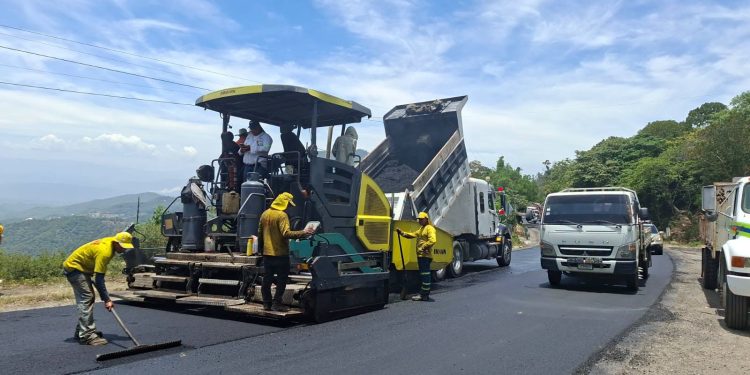 CIV avanza en 143 proyectos para mejorar la red vial nacional
