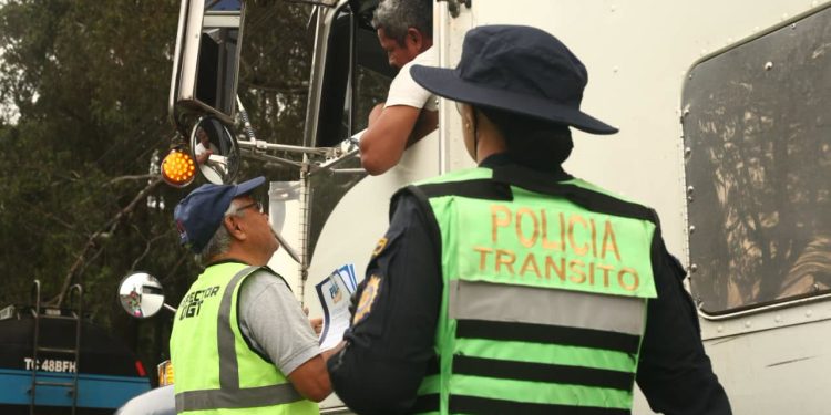 Intensifican operativos para proteger a usuarios del transporte extraurbano y de carga
