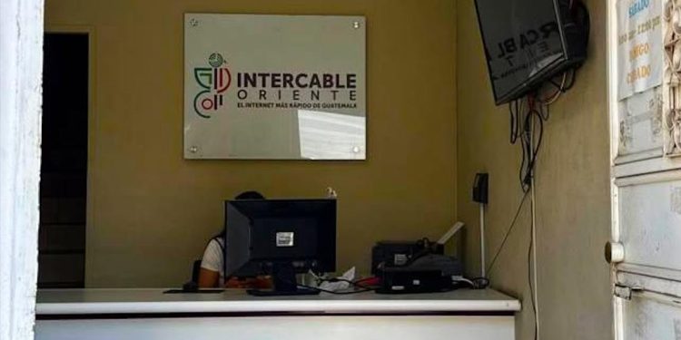 Inspeccionan cableoperadoras de Chiquimula