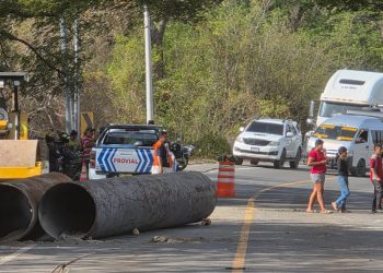 CIV trabaja sin pausa para habilitar ruta provisional en puente Güijo