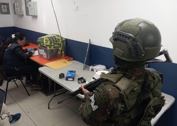 Ejército de Guatemala localiza presunta marihuana durante inspección en puesto de control interinstitucional