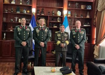 Guatemala y Honduras fortalecen sus vínculos de cooperación en materia de defensa