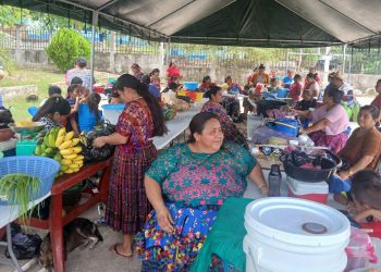 Feria del Agricultor abre espacios de comercialización para productores de Sayaxché