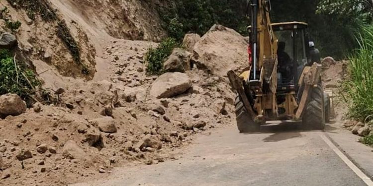 CIV mantiene respuesta activa ante 118 emergencias provocadas por las lluvias