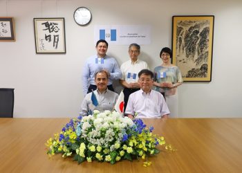 Diplomacia cultural: más de 1,500 piezas textiles guatemaltecas se resguardan en universidad japonesa