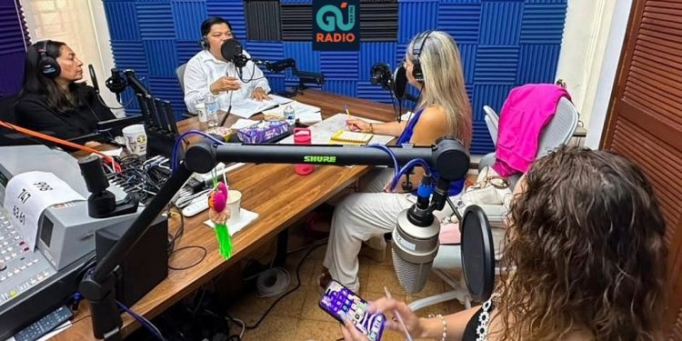 Consulado de Guatemala en Cancún informa sobre sus servicios a través de radio local