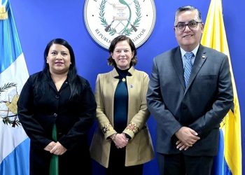 Embajada de Guatemala en Ecuador sostiene reunión con jefa de misión de la OIM