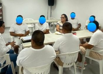 Consulado en Cancún brinda asistencia a guatemaltecos privados de libertad