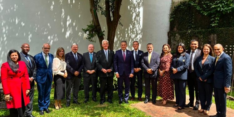 Guatemala participa en diálogo del GRULAC con canciller de Costa Rica