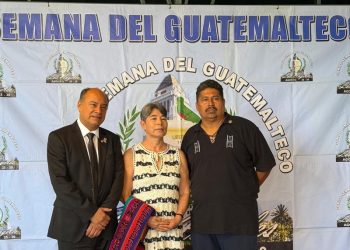 Cónsul general participa en foro en el marco de la Semana del Guatemalteco en Los Ángeles