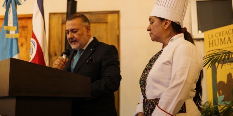 Guatemala lleva su riqueza gastronómica y cultural a Costa Rica