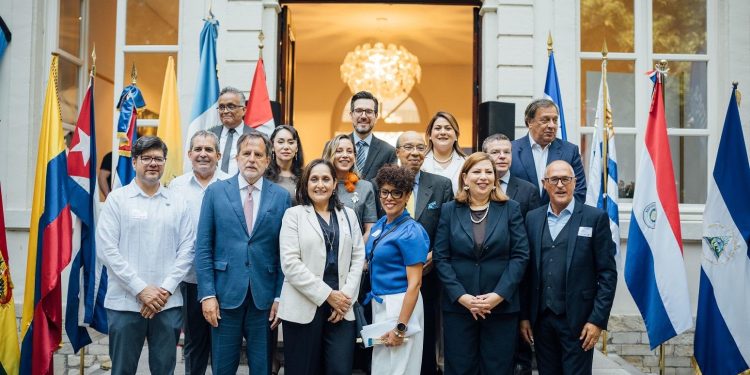 Guatemala presenta su oferta turística ante más de 120 profesionales del sector en Bélgica
