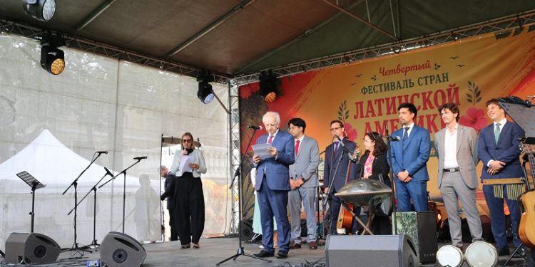 Guatemala presente en el IV Festival de los Países de América Latina en San Petersburgo
