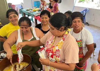 Integrantes de CADER fortalecen conocimientos en alimentación saludable