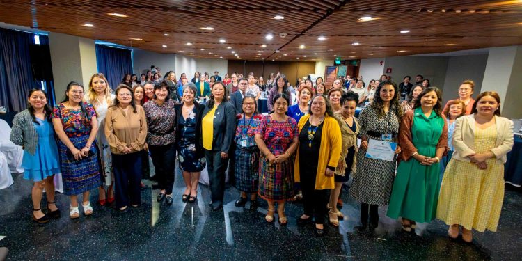 Mintrab realiza Panel-Foro por aniversario de la Oficina Nacional de la Mujer