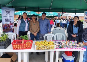 Productores locales impulsan la economía durante el aniversario de la EFA de San Marcos
