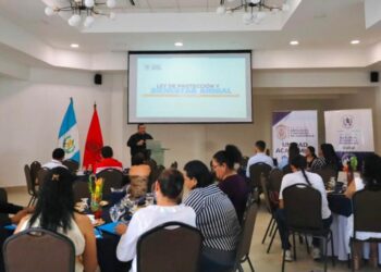Profesionales del derecho fortalecen conocimientos de bienestar animal