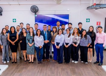 Mintrab recibe visita de estudiantes universitarios de Zacapa.