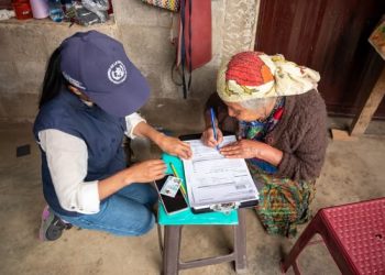 Mintrab continúa con visitas de inscripción al PAM en San José Poaquil