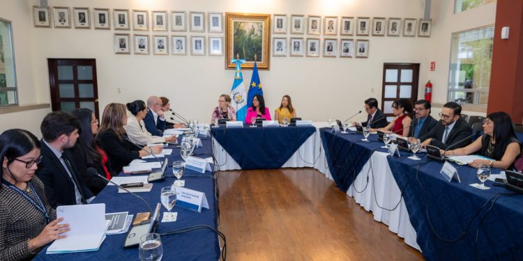 MINEX preside reunión con EUROFRONT sobre trata de personas y tráfico ilícito de migrantes