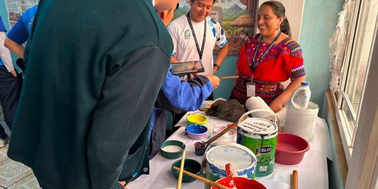 Talleres formativos fortalecen la identidad cultural y el arte en la juventud de Totonicapán
