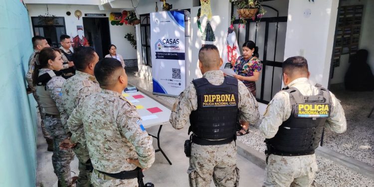 Promueven la protección del patrimonio natural y sagrado con agentes de DIPRONA en Quiché