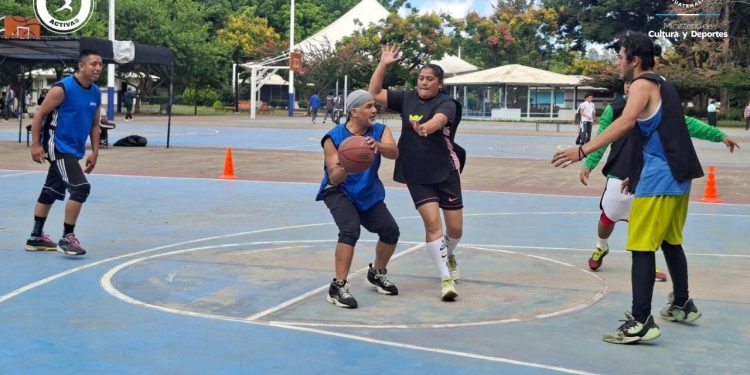 La cancha de Campo Marte reúne a equipos en jornada de baloncesto 3×3