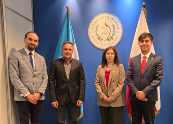 Guatemala y Polonia fortalecen cooperación contra la trata de personas