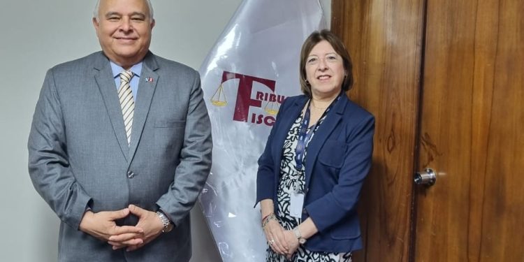 Guatemala y Perú exploran nuevas oportunidades de cooperación en materia tributaria