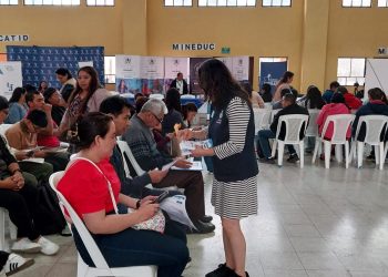 MINEX participa en feria ExpoCAP con orientación en servicios de registro civil y protección consular