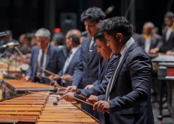 Chapinlandia mantiene vivo el ritmo de Guatemala desde hace 79 años