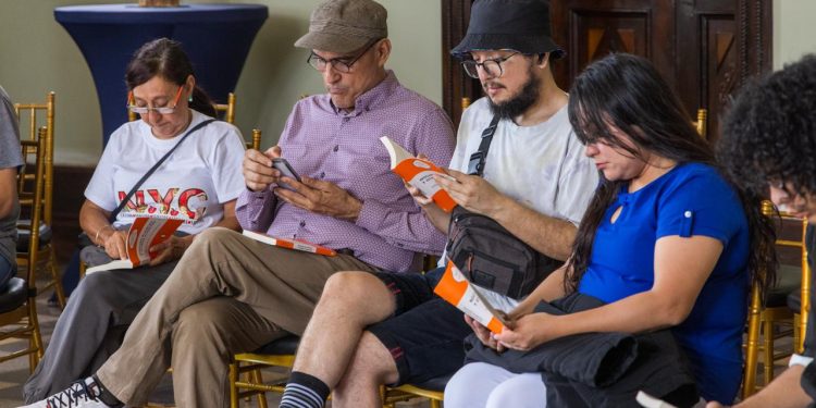 MCD inaugura el Club de Lectura con obra de Fiódor Dostoyevski
